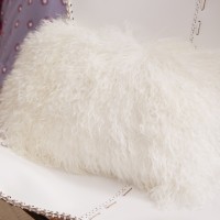 Zipcode Design Becky Fur Lumbar Pillow ZIPC4172